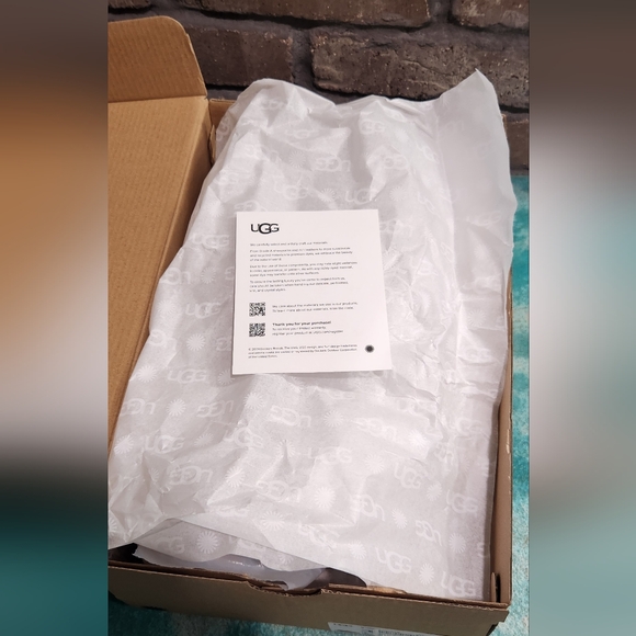 UGG Goldenstar Villa Size 8 - Picture 11 of 13